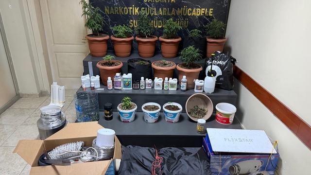 Sakarya'da uyuşturucu operasyonunda 2 şüpheli yakalandı
