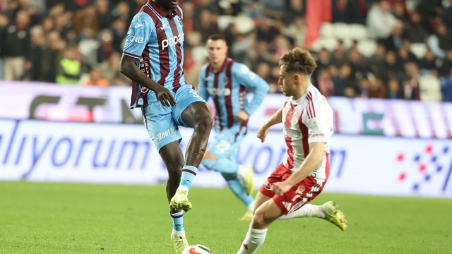 Trabzonspor, Hesap.com Antalyaspor deplasmanında takıldı