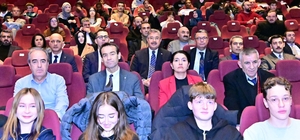 Vali Yılmaz, Gazze'de bir çocuğun şehadet öyküsünü konu alan filmi izledi