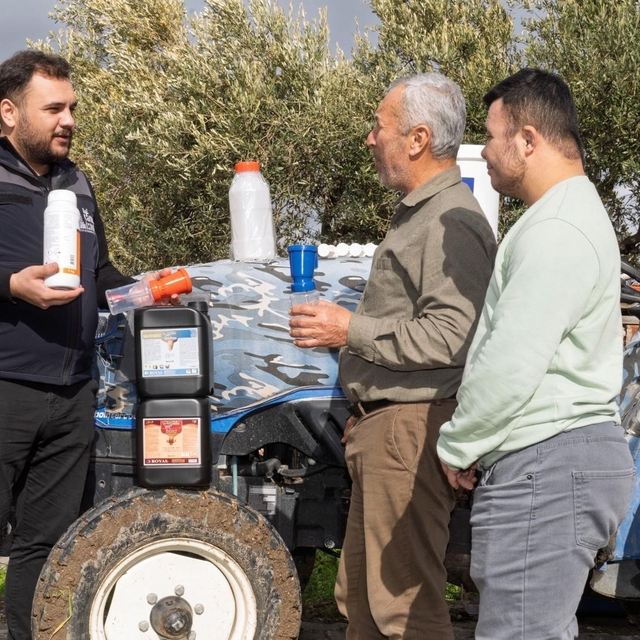 Çiftçiye buzağı kiti ve dezenfektan desteği
