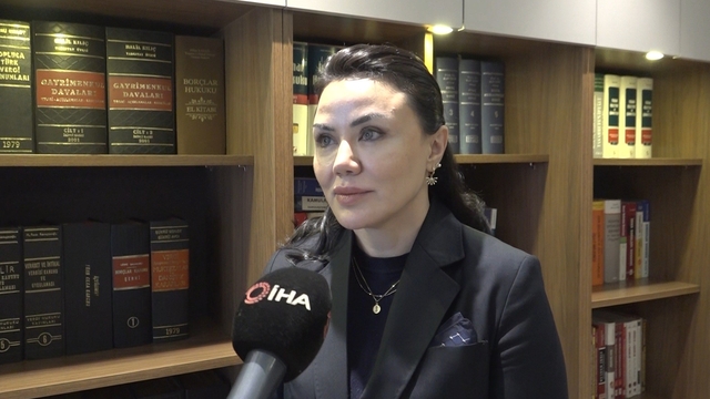 Eskişehir'de Katı Atık Vergisi'yle ilgili emsal karar
Vatandaştan alınan 7 bin 998 TL KDV bedeli mahkeme kararıyla iptal oldu
Av. Pınar Turhanoğlu Gücüyener:
"Mahkeme kararıyla belediyenin haklı olmadığı ortaya çıkmış oluyor"
"Yapılan tahsilatların özellikle KDV ile ilgili kısmında haksızlar"