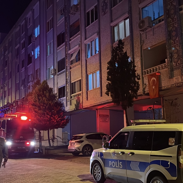 Balıkesir'de bir öğretmen evinde ölü bulundu