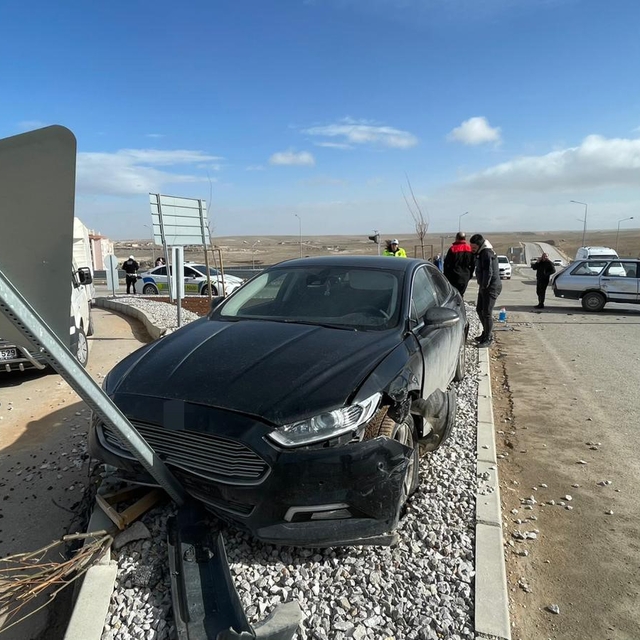 Karaman'da ters yöne giren otomobil kazaya yol açtı