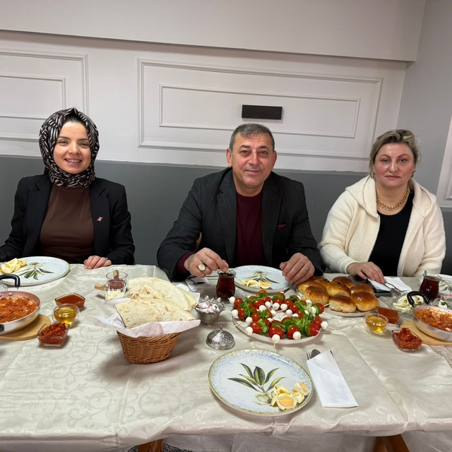 Atkaracalar'da Kaymakam Karataş ve Belediye Başkanı Oflaz'dan kadın koopera...