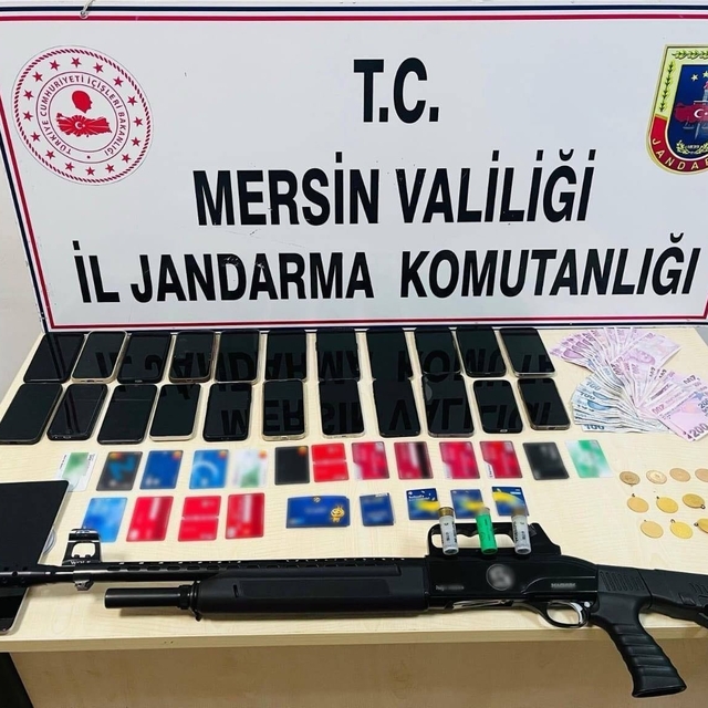 Mersin'de yasa dışı bahis operasyonu: 8 şüpheli tutuklandı