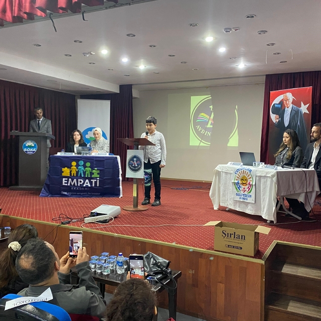 Söke'de 'Çocuk Gelişimi ve Aile Rehberliği' semineri gerçekleştirildi