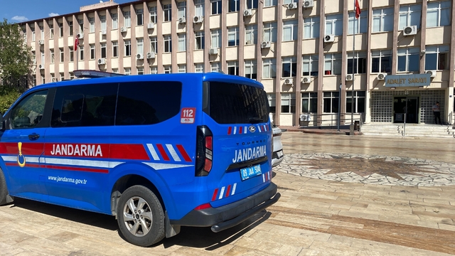 Aydın'da jandarmadan uyuşturucuya ağır darbe: 152 bin 800 sentetik ecza ele geçirildi