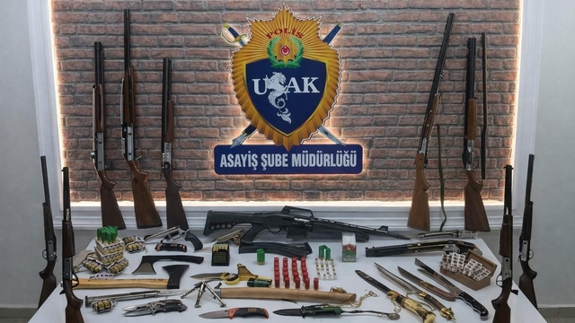 Uşak'ta galericiler sitesinde asayiş denetimi