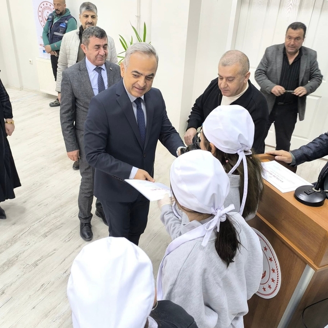 Elazığ'da çocuklara yönelik yemek yarışması