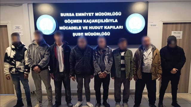 Bursa'da kaçak yabancı işçi operasyonu: 8 kişi yakalandı, 1 şüpheli gözaltında