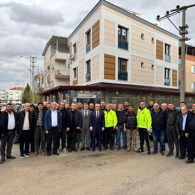 Manisa Büyükşehir Belediyesi, Servis Şoförlerinin Taleplerini Dinledi