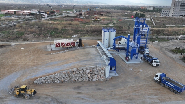 Manisa'da asfalt seferberliği: Hedef 120 bin ton