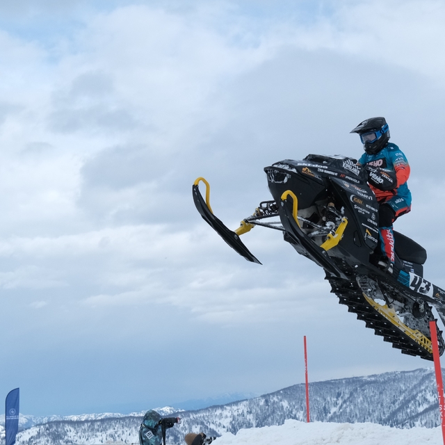 SNX Türkiye Dünya Kar Motosikleti Şampiyonası'nda ilk gün tamamlandı