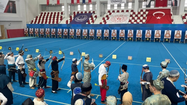 Kütahya'da Minik ve Yıldız Okçular Türkiye Şampiyonası heyecanı