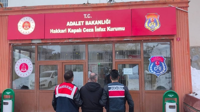 Hakkari'de 13 yıl kesinleşmiş cezası olan şahıs yakalandı