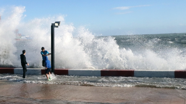 Denizlerde fırtına uyarısı