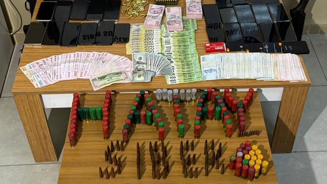 Vatandaşların IBAN'ını kullanarak bahis sitelerinin para transferini yapan örgüte operasyon: 19 gözaltı