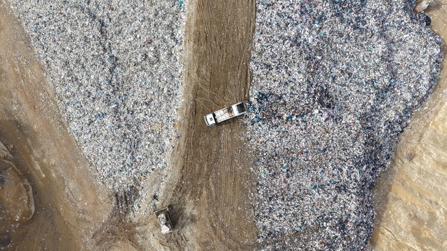 Çöpten gelen enerji: Bu tesiste yılda 5 milyon kilovat elektrik üretiliyor