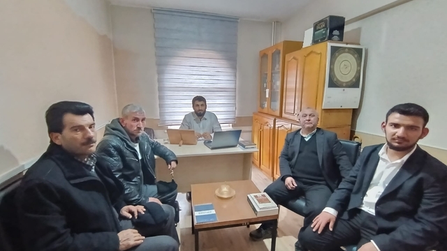 Seyitgazi'de din görevlilerinden "Kitap Oku-Yorum" buluşması