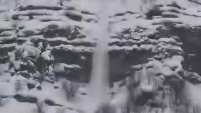 Çığ düşme anı kamerada