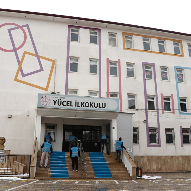 Okullar yükümlülerin çalışmasıyla yarıyıl tatilinde temizlendi