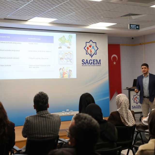 SAGEM'den ailelere akran zorbalığı ile mücadele semineri