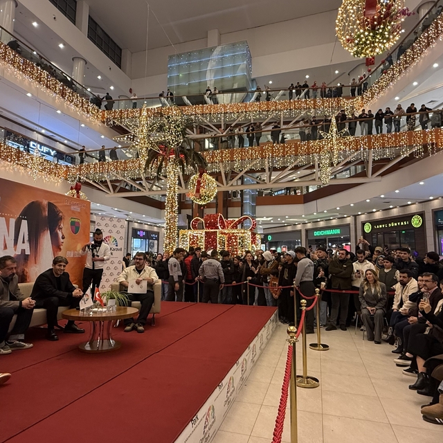 Çekimleri Diyarbakır'da yapılan 'Fırtına Kız' sinema filminin galası gerçek...