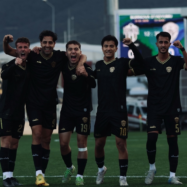 Bornova seriye bağladı, Çoruhlu FK'nın hasreti bitti