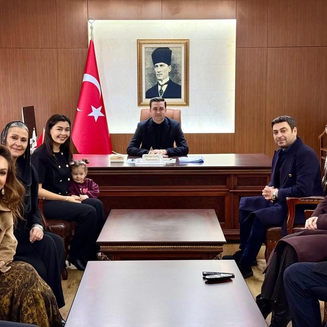 Reyting rekortmeni 'Uzak Şehir dizisinin oyuncularından Midyat Kaymakamına...