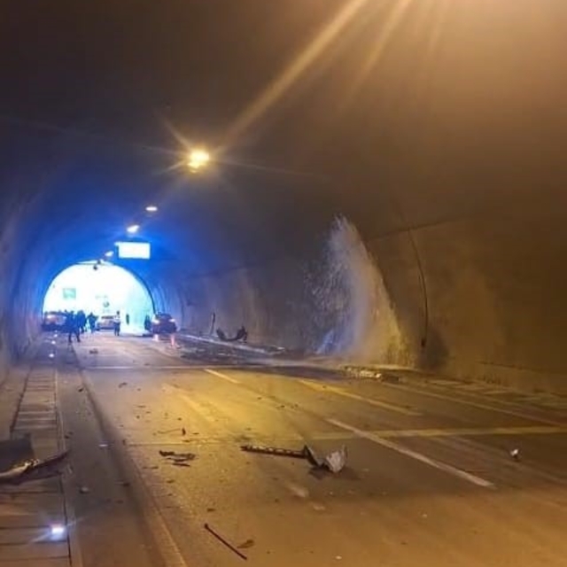 Araklı Tüneli'nde kaza: 4 yaralı