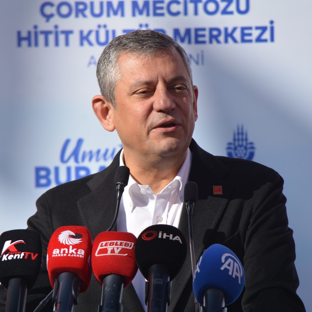 CHP Genel Başkanı Özel: "Bunların kötü sözlerine kulağımızı tıkıyoruz, mill...