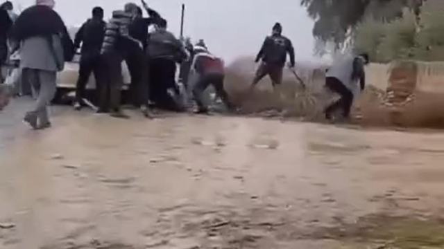 Şanlıurfa'da kazmalı kürekli arazi kavgası: 7 yaralı