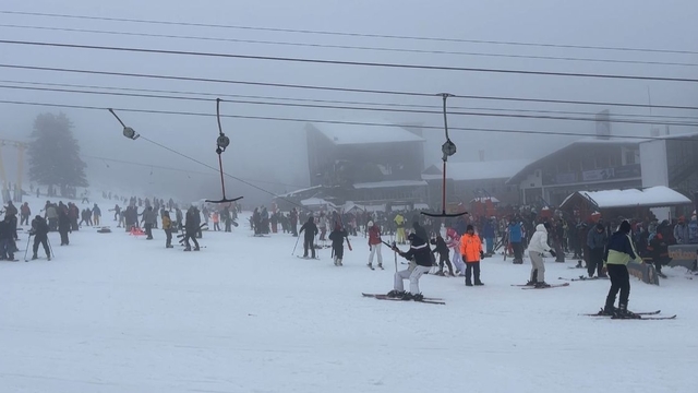 Uludağ'da sömestirin son günü de pistler doldu