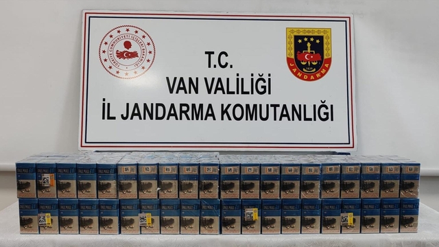 Van'da 720 paket gümrük kaçağı sigara ele geçirildi