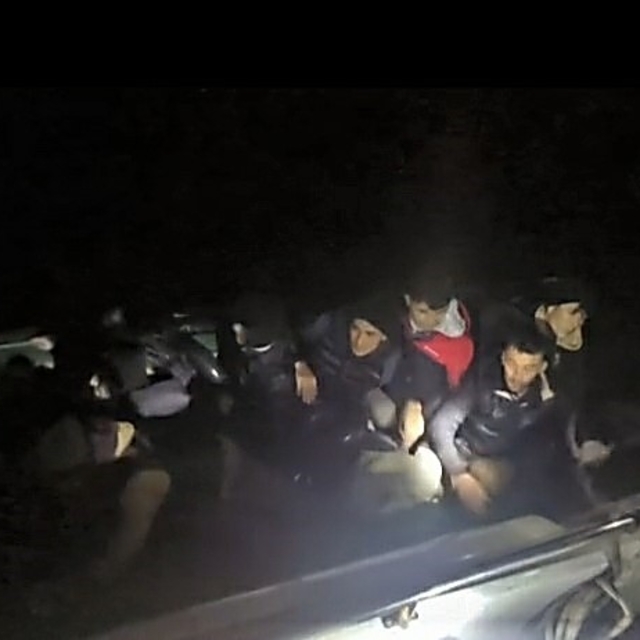 Çanakkale'de 7 kaçak göçmen ve 1 göçmen kaçakçısı yakalandı