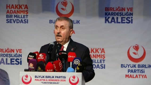BBP Genel Başkanı Destici: "Deprem bölgeleri ayağa kalkıyor, devletimiz güçlüdür"