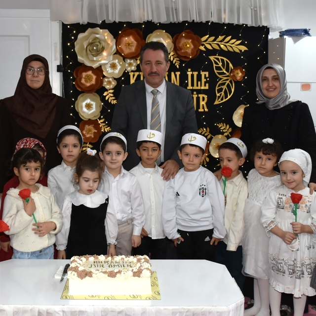 Bilecik'te minikler Kur'an'a geçmenin sevincini yaşadı