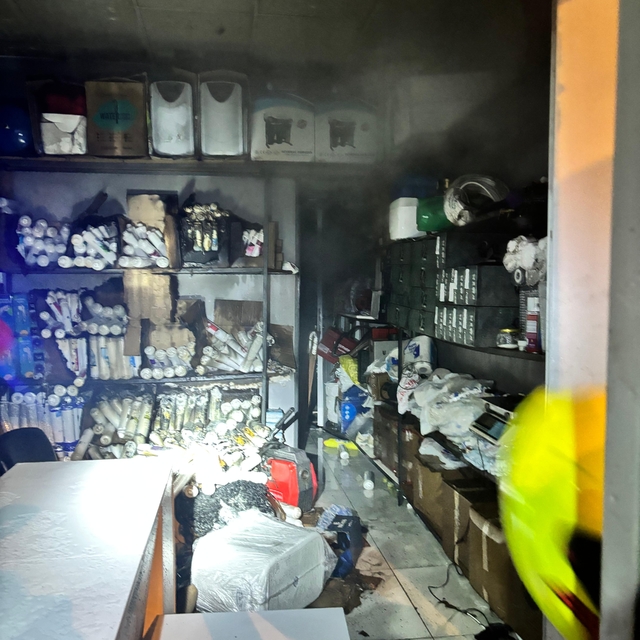 Gömeç'te matkap bataryasının patlamasıyla çıkan yangın söndürüldü