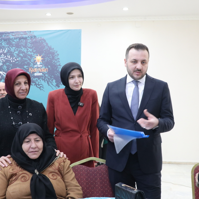 Siirt'te "Köklerden Geleceğe Teşkilat Çalıştayı" düzenlendi