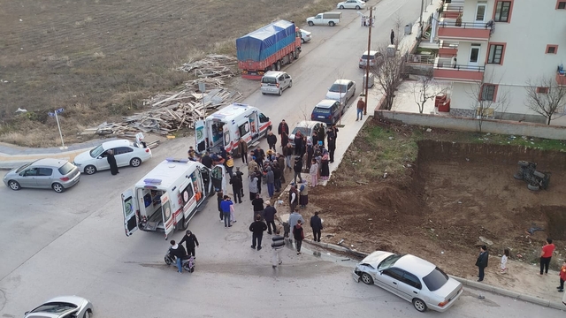 Çorum'da otomobil ile çarpışan ATV'deki baba ve kızı yaralandı