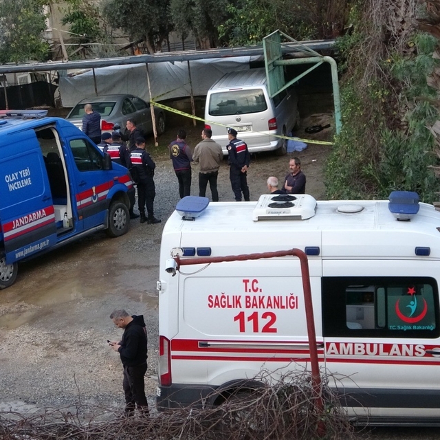 Otelin otoparkında bir kişi başından vurulmuş halde bulundu