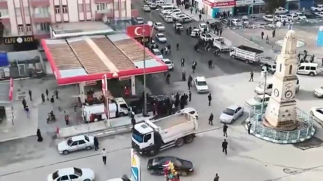 Şanlıurfa'da husumetli taraflar ikinci kez kavga etti: 11 yaralı