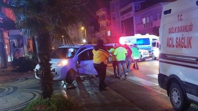 Balıkesir'de hafif ticari aracın çarptığı yaya hayatını kaybetti