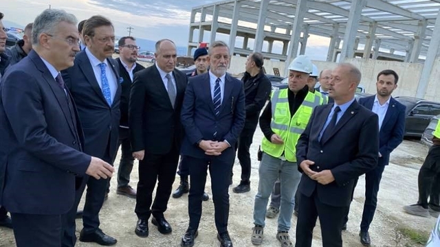 Bursa ve ilçelerinde yatırım rekoru Yenişehir'de
Bursa tarihin en büyük kooperatif yatırımları Yenişehir'de yapılıyor