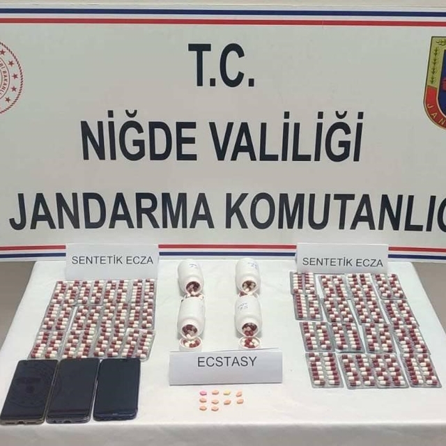 Niğde'de uyuşturucu operasyonu: 3 gözaltı