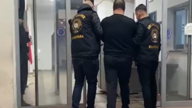 İzmir'de cinayet firarisine operasyon: 28 yılla aranıyordu