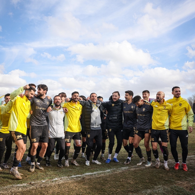 Aliağa FK'da 4'te 4 sevinci yaşanıyor