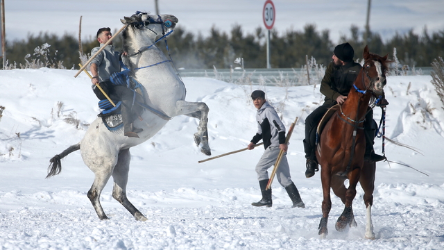 Kars'ın turizm destinasyonunda önemli yer tutan cirite ilgi artıyor