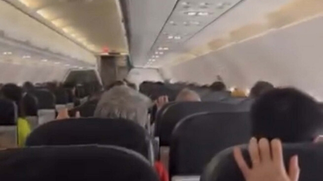 Yolcu uçağı Dalaman'a inemeyince Antalya'ya yönlendirildi