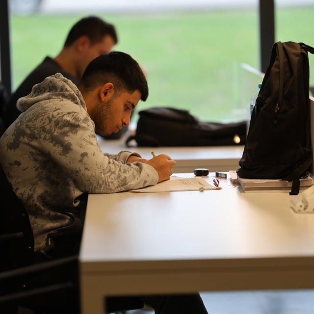 Kartepe Kent Kütüphanesi yarıyıl tatilinde öğrencilerin uğrak noktası oldu